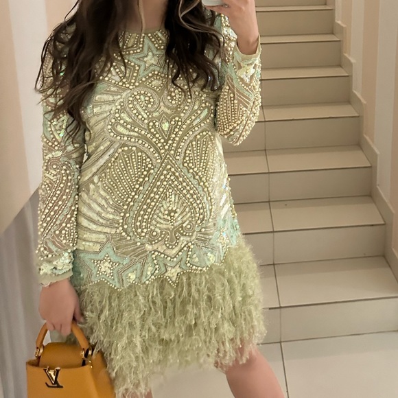 Light Green Sparkling Dress 🍐🥝 - Picture 3 of 7